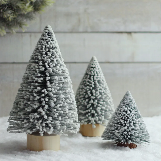 PINE FROSTED TREE: MEDIUM